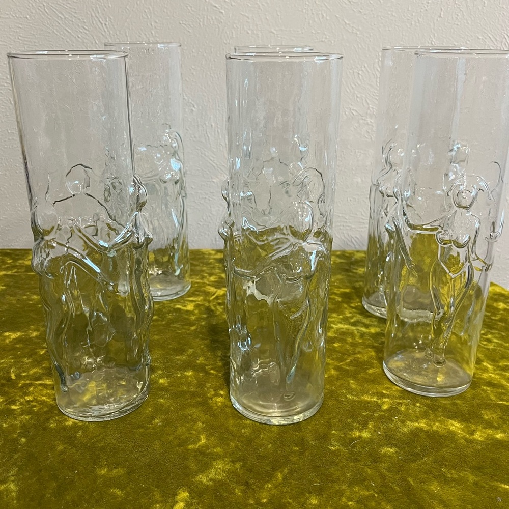Elegant Clear Glass Tumblers Set, exotic naked lady
